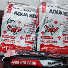 Thức ăn Aqua Koi 5 kg được chế tạo đặc biệt dành riêng cho cá Koi Việt